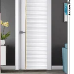 درب اتاقی مدل ۳۴۸ | خرید درب سفید مدرن با نوار طلایی و روکش PVC سران درب